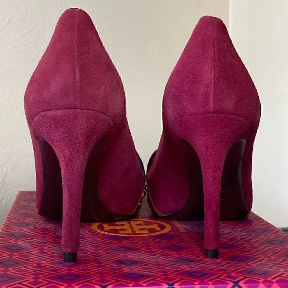 TORY BURCH Red Suede Leather Gold Studded Women’s Pumps Gothic Victorian 7.5 NiB